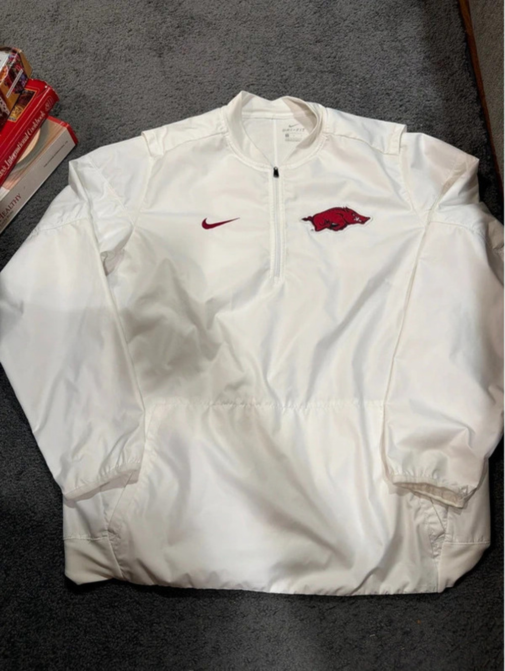 Nike Arkansas Razorbacks Dri-FIT White 1/4 Zip Pullover Size L